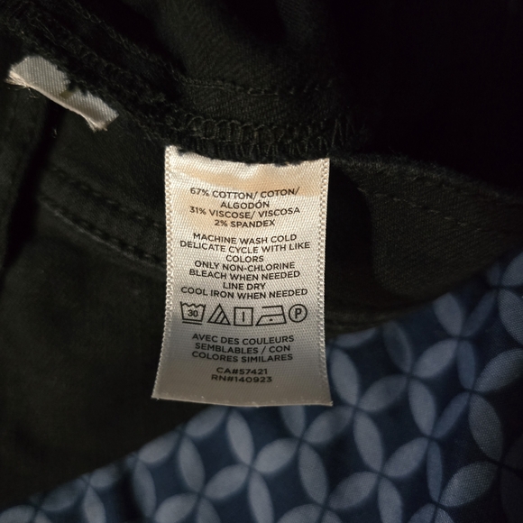 LOFT - Ladies Classic Black Skinny Jeans - Picture 10 of 10